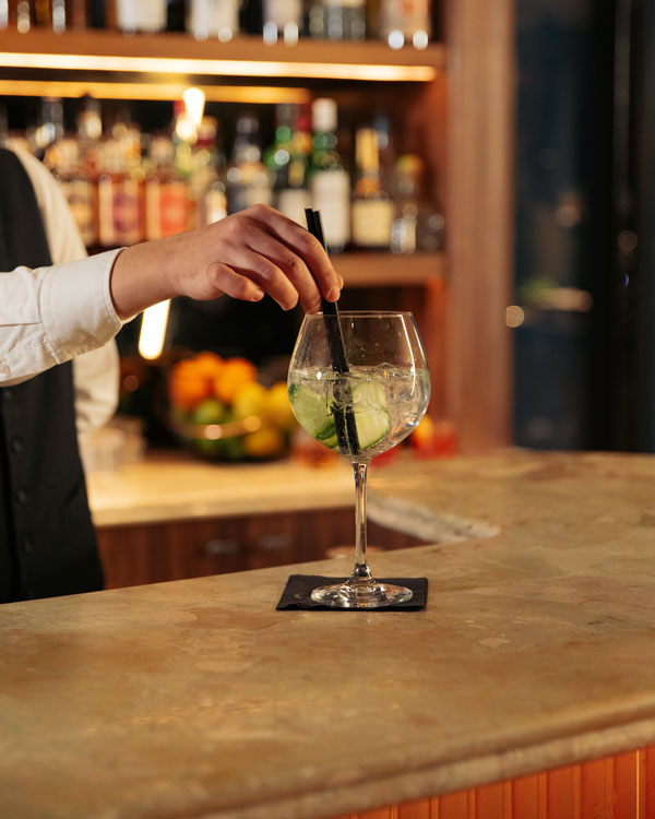 The Q Lounge Bobbies Bar