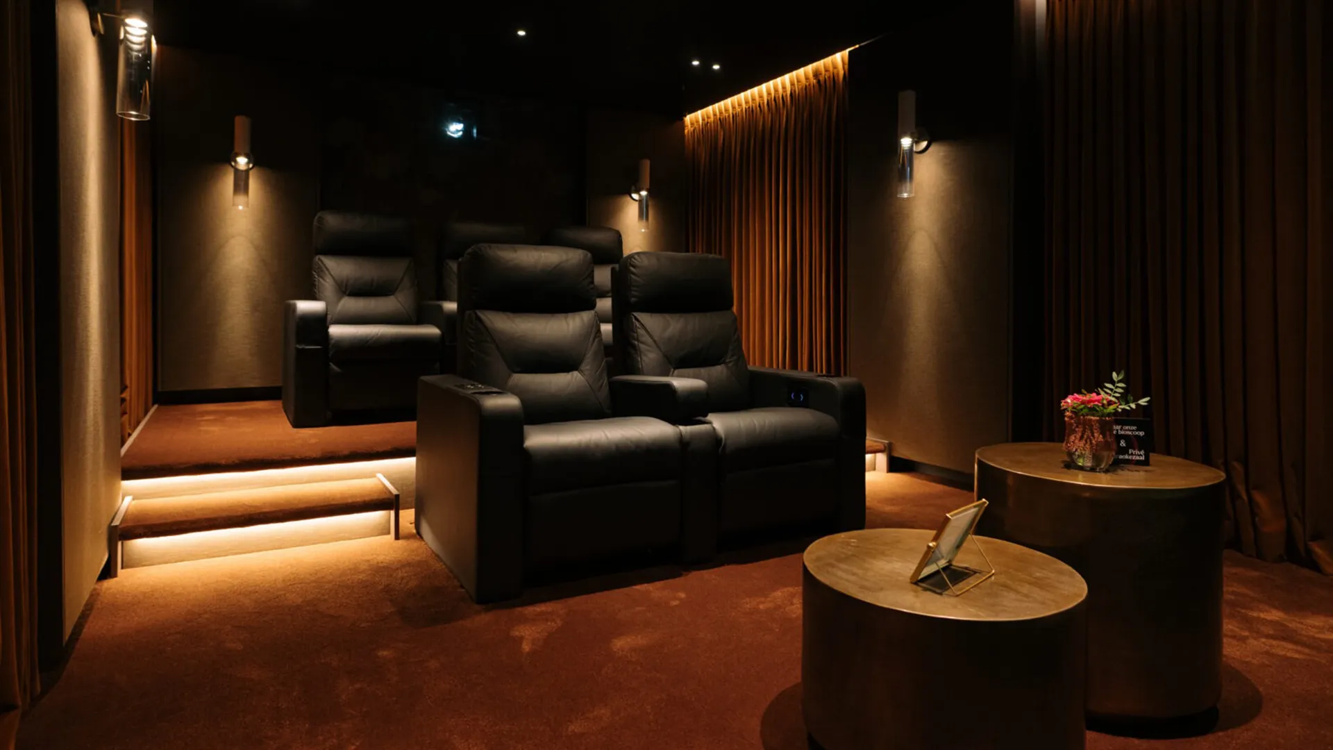 The Q Lounge privé bioscoop